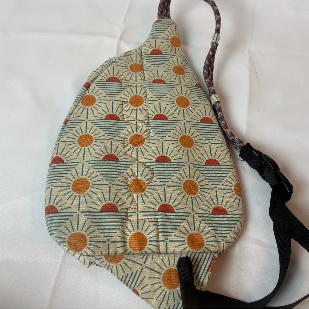 Kavu Mini Rope Sling Bag Sunsets Forever Print Unisex Shoulder Canvas - Picture 2 of 8